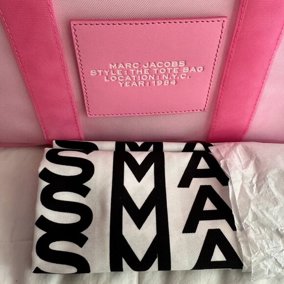 NWT's "Candy Pink" Marc Jacobs Mesh Tote Bag - Picture 4 of 13